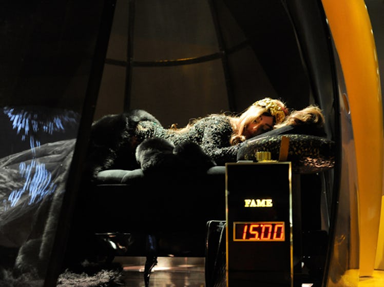 pass-lady-gaga-fame-fragrance-12-h.jpg