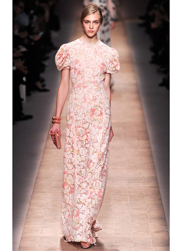 fass-valentino-spring-2013-runway-49-v.jpg