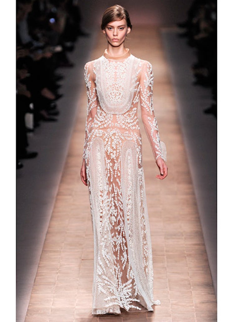 fass-valentino-spring-2013-runway-63-v.jpg