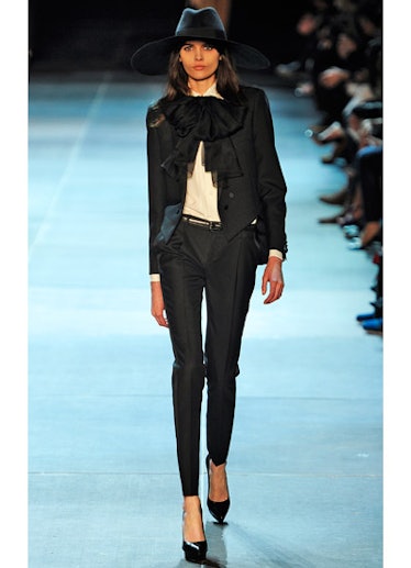 fass-saint-laurent-spring-2013-runway-03-v.jpg