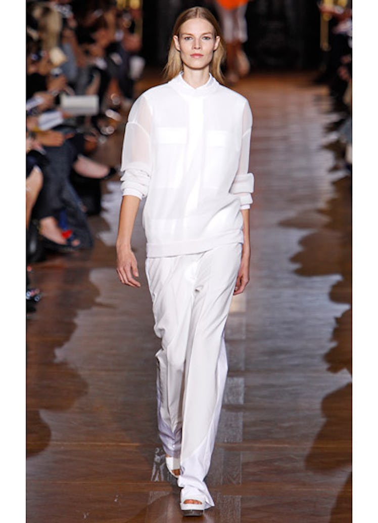 fass-stella-mccartney-spring-2013-runway-05-v.jpg