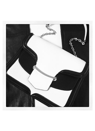 acss-black-and-white-accessories-08-v.jpg
