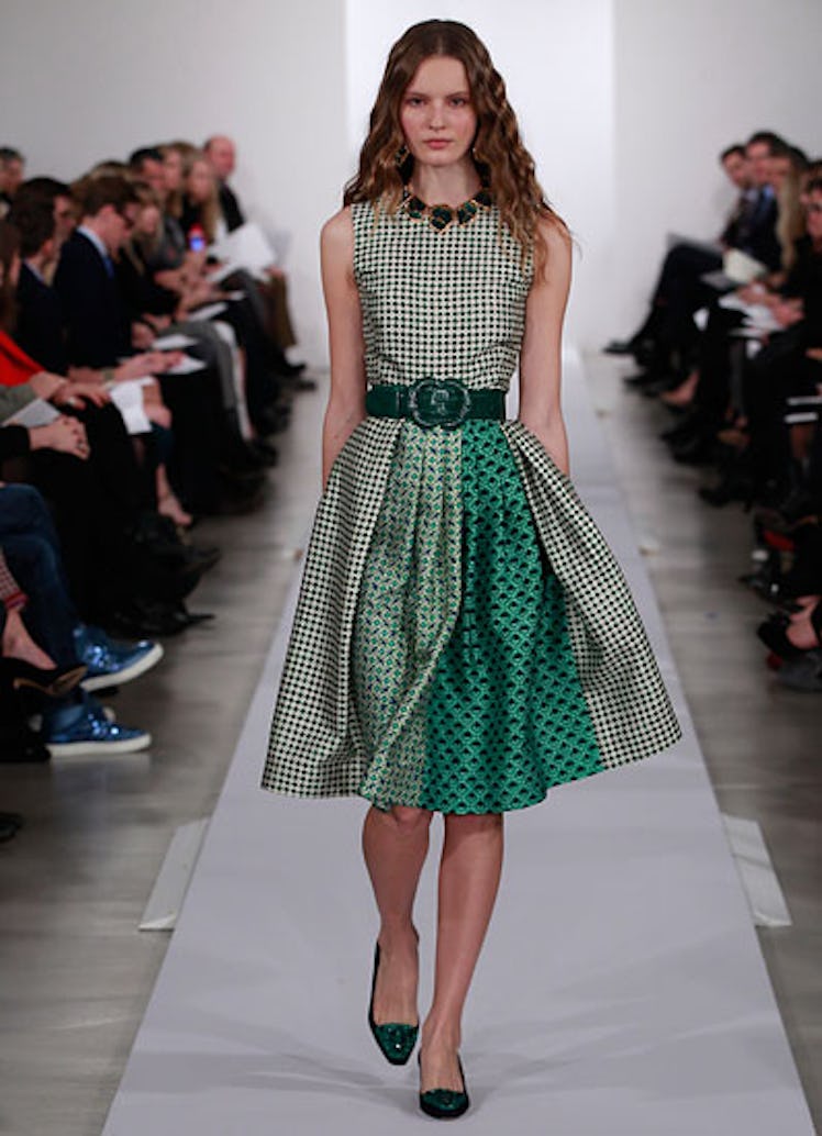 fass-oscar-de-la-renta-pre-fall-2013-24-v.jpg