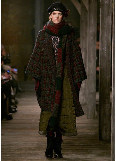 Runway photos: Chanel Pre-Fall 2013 Runway photos: Chanel Pre-Fall 2013