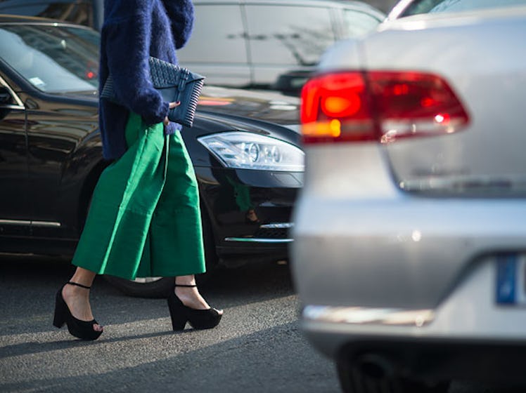 fass-pfw-fall-2013-street-style-day6-02-h.jpg