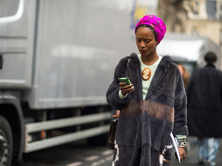 fass-pfw-fall-2013-street-style-day1-07-h.jpg