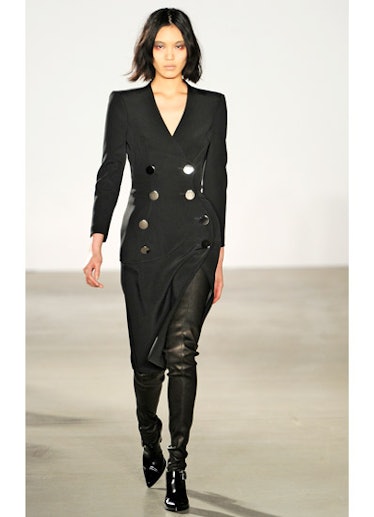 fass-altuzarra-fall-2013-runway-03-v.jpg