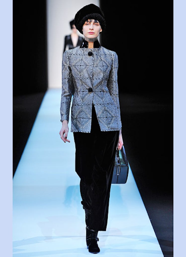 fass-armani-fall-2013-runway-03-v.jpg