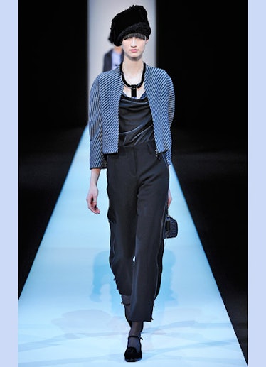 fass-armani-fall-2013-runway-05-v.jpg