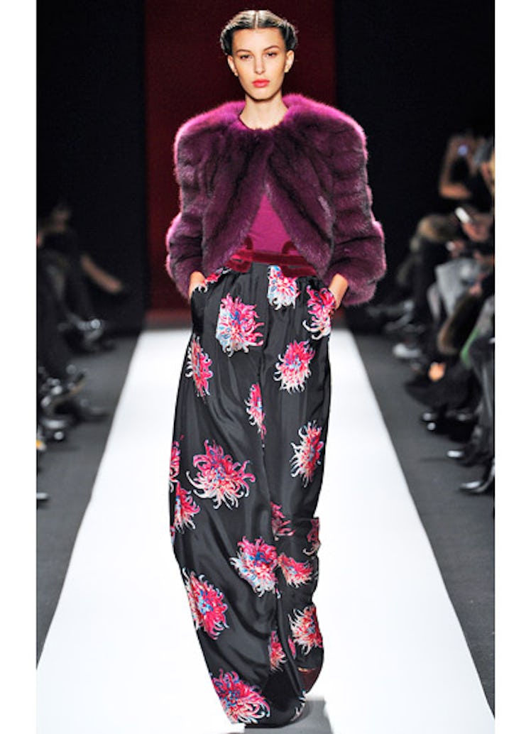 fass-carolina-herrera-fall-2013-runway-25-v.jpg