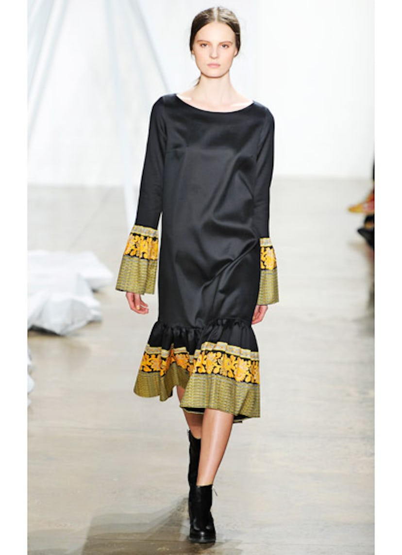fass-suno-fall-2013-runway-01-v.jpg
