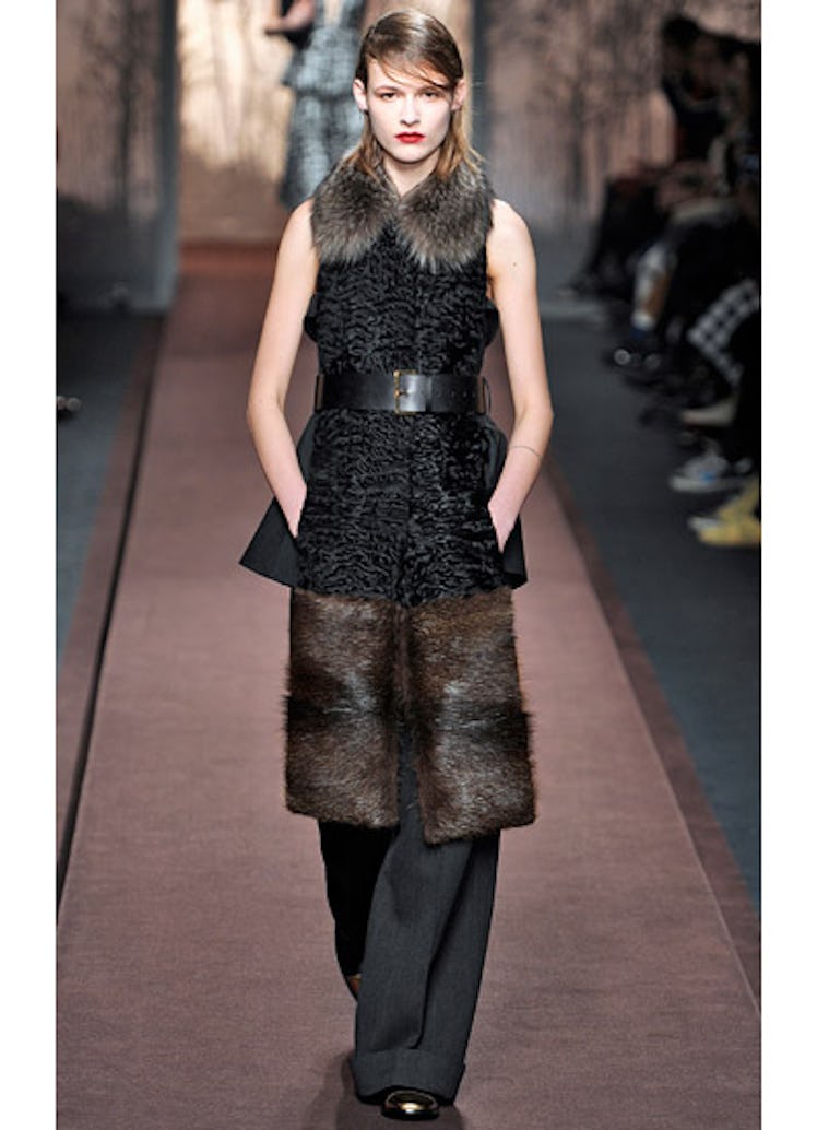 fass-marni-fall-2013-runway-33-v.jpg