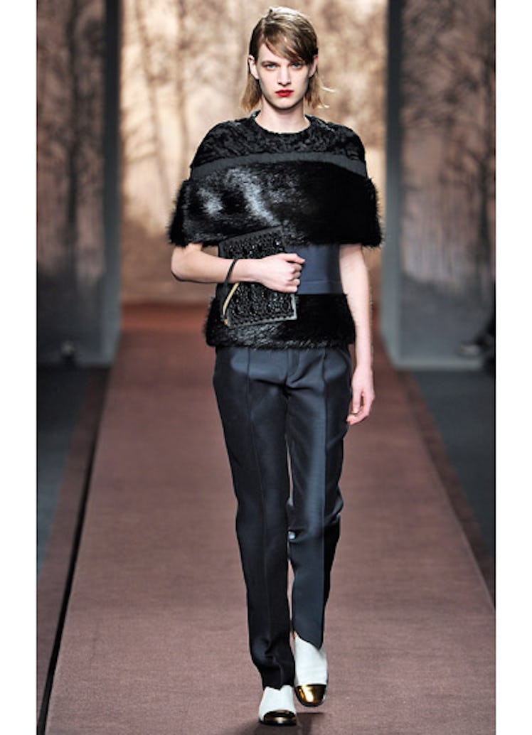 fass-marni-fall-2013-runway-41-v.jpg