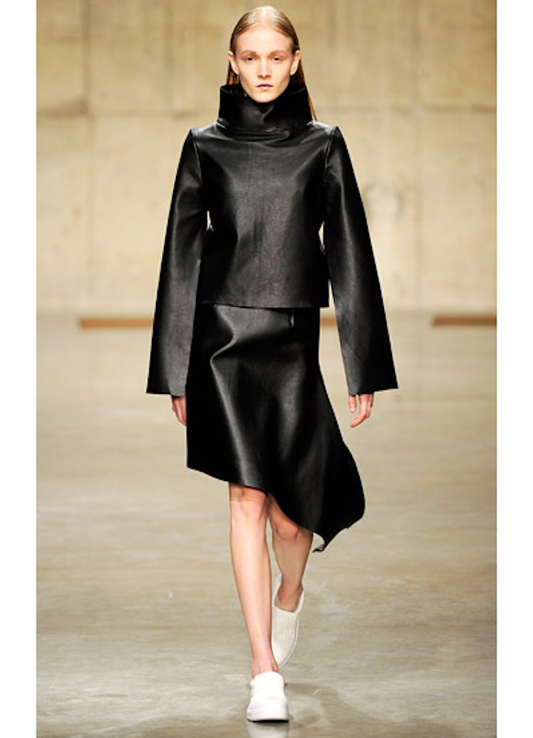 fass-jw-anderson-fall-2013-runway-23-v.jpg