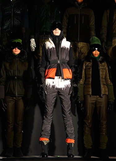 fass-moncler-grenoble-fall-2013-runway-24-v.jpg