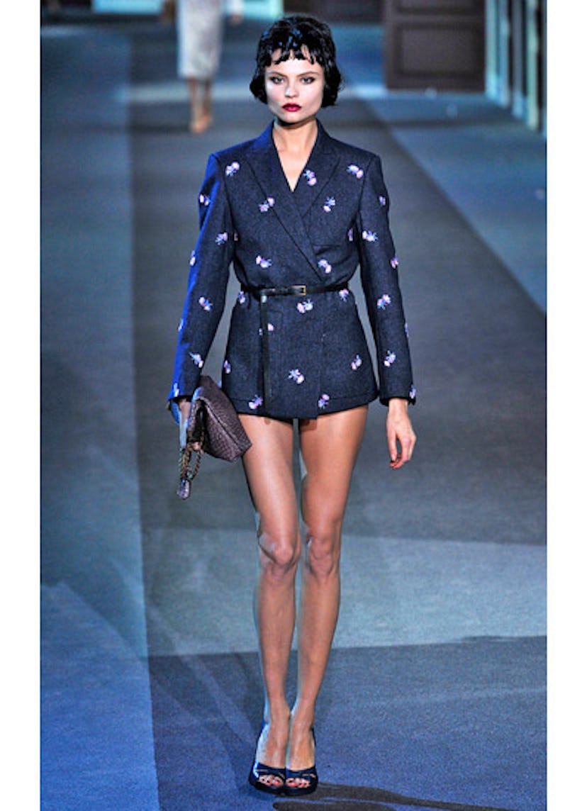 fass-louis-vuitton-fall-2013-runway-01-v.jpg