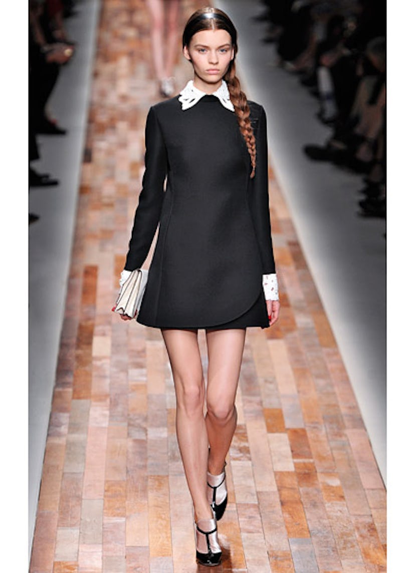 fass-valentino-fall-2013-runway-01-v.jpg