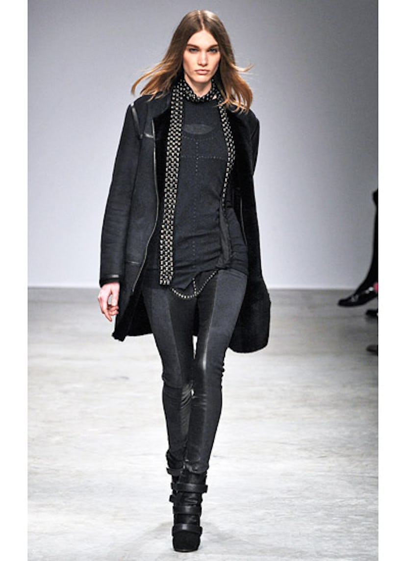 fass-isabel-marant-fall-2013-runway-01-v.jpg