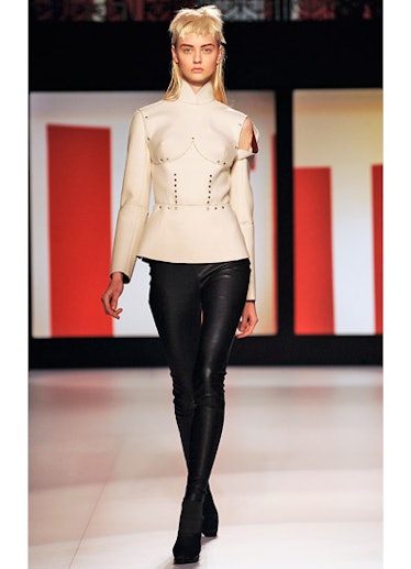 fass-jpg-fall-2013-runway-01-v.jpg