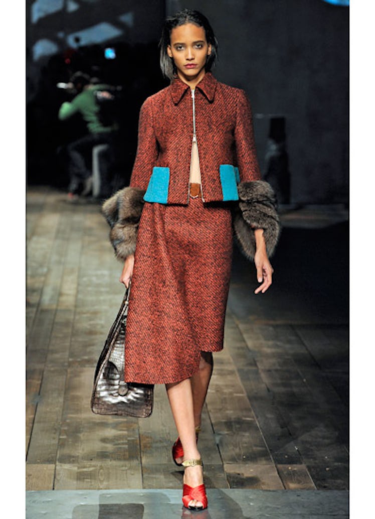 fass-prada-fall-2013-runway-14-v.jpg