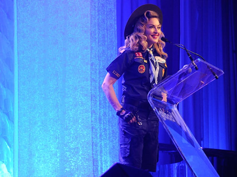 pass-glaad-awards-2013-01-h.jpg