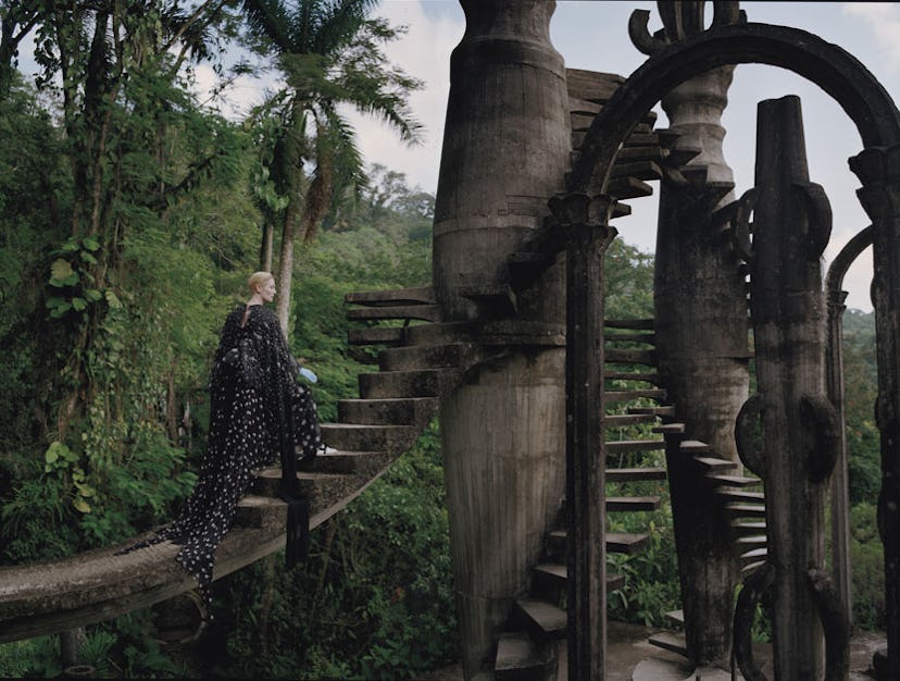 cess-tilda-swinton-tim-walker-las-pozas-01-l.jpg