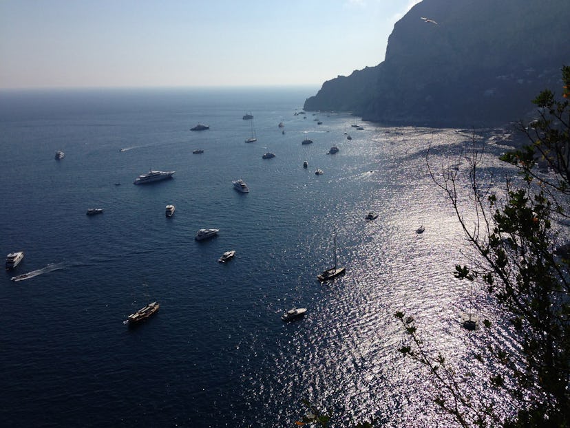 trar-capri-10-YachtsfromAbove