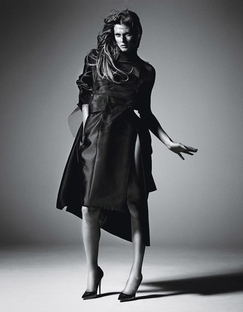 fass-fall-silhouettes-mario-sorrenti-11