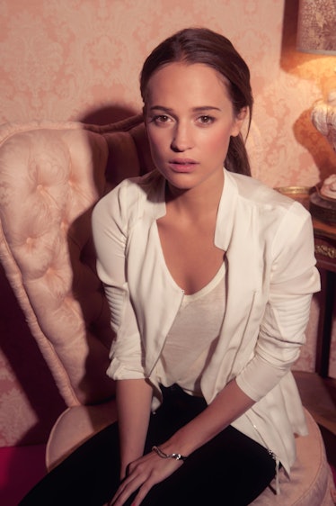 Alicia Vikander, "Hotell" and "The Fifth Estate"