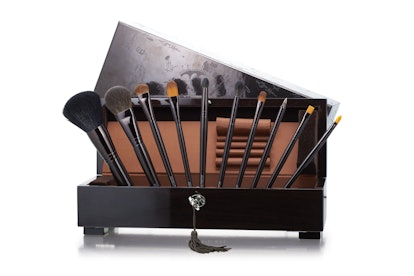 Signature Brushes by Laura Mercier Luxurious 10-Piece Brush Collection