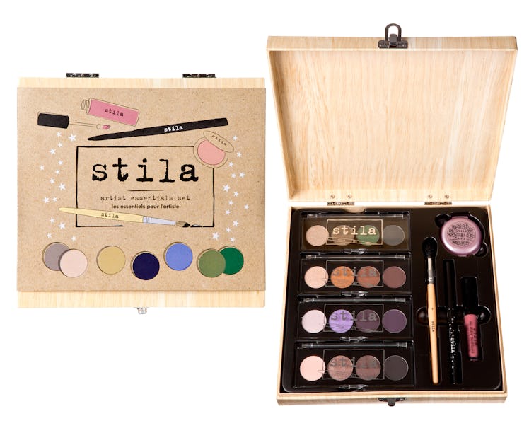 Stila Artist Essentials Set, $59, [sephora.com](http://rstyle.me/n/dykj335fn).