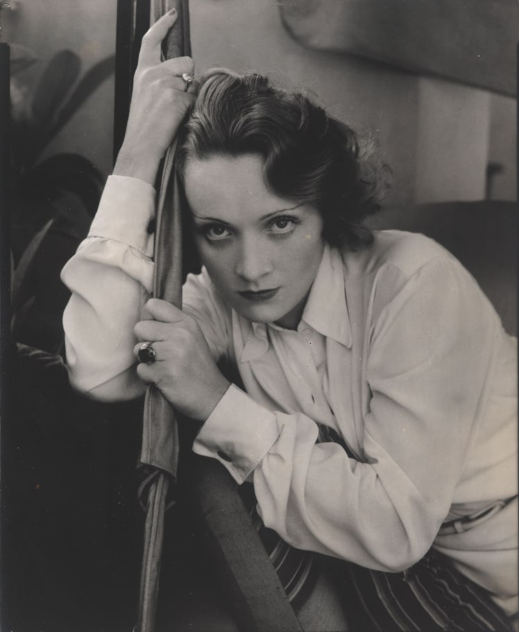 Edward Steichen, *Marlene Dietrich*, (1931). Whitney Museum of American Art, New York; Steichen/Vani...
