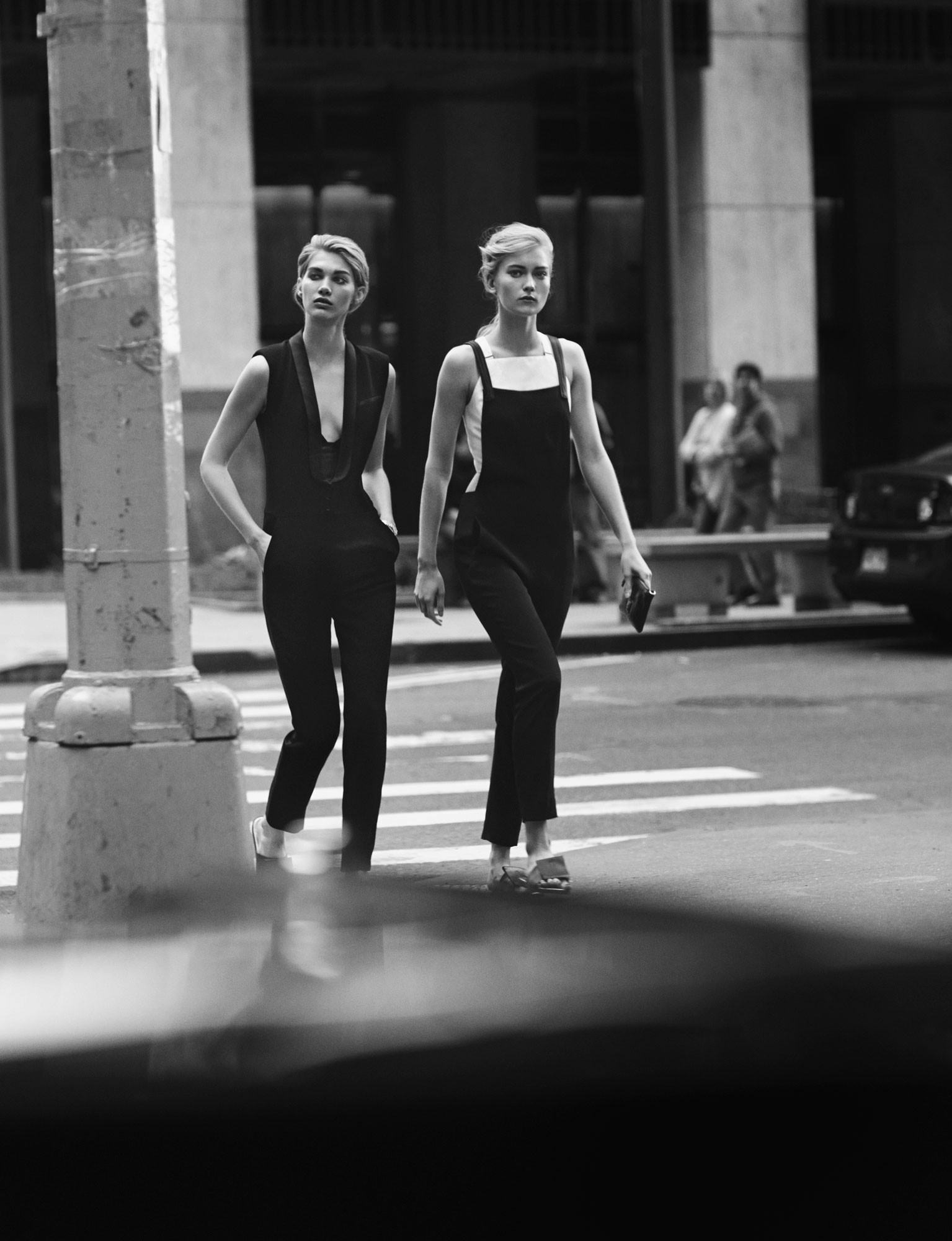 [Maje jumpsuit](http://rstyle.me/n/efebz3w3n); [T by Alexander Wang bralette](http://rstyle.me/n/efe...