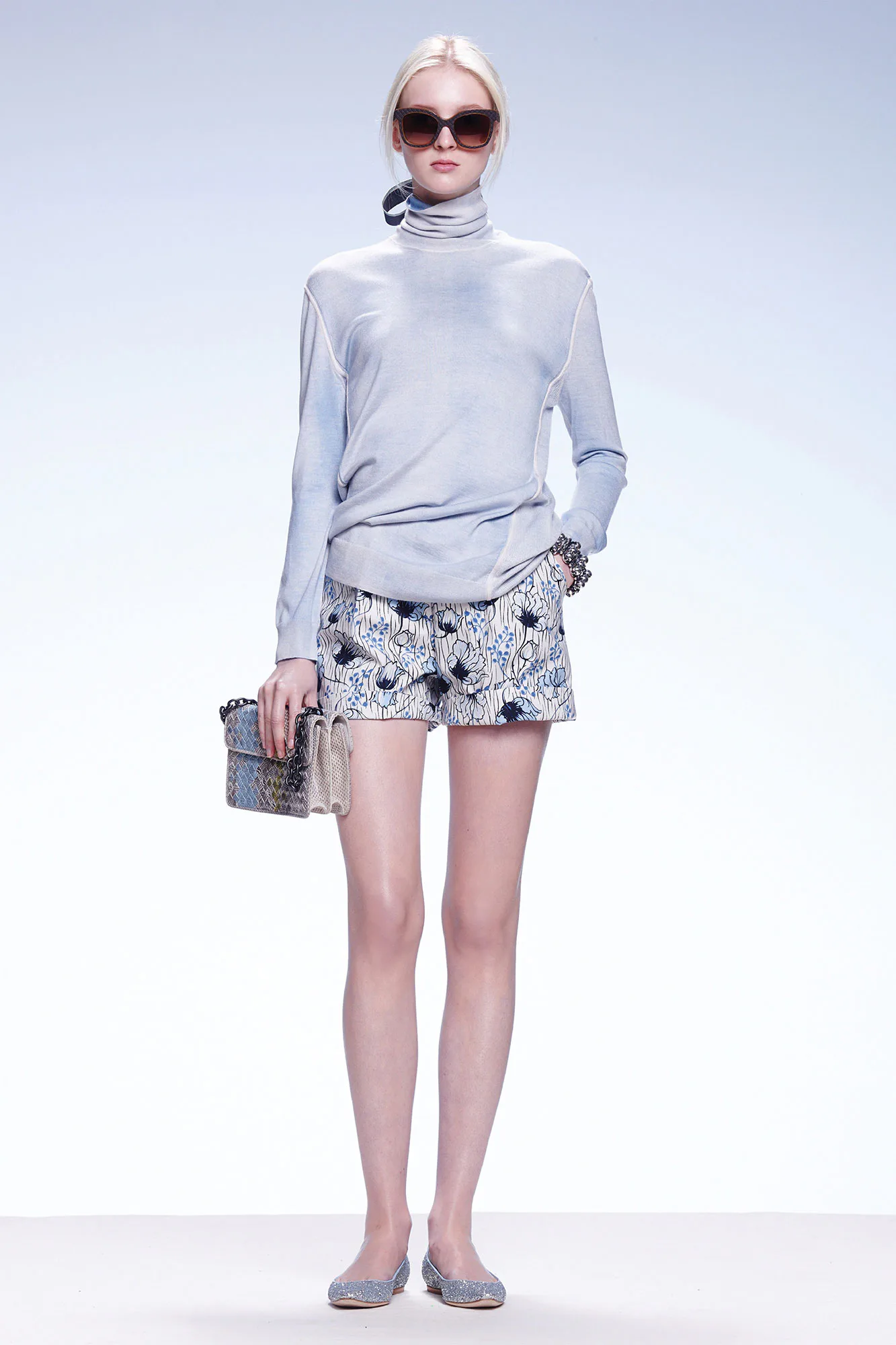 Chloe クロエ 2015 RESORT COLLECTION｜バイカラー インパクトフラワー