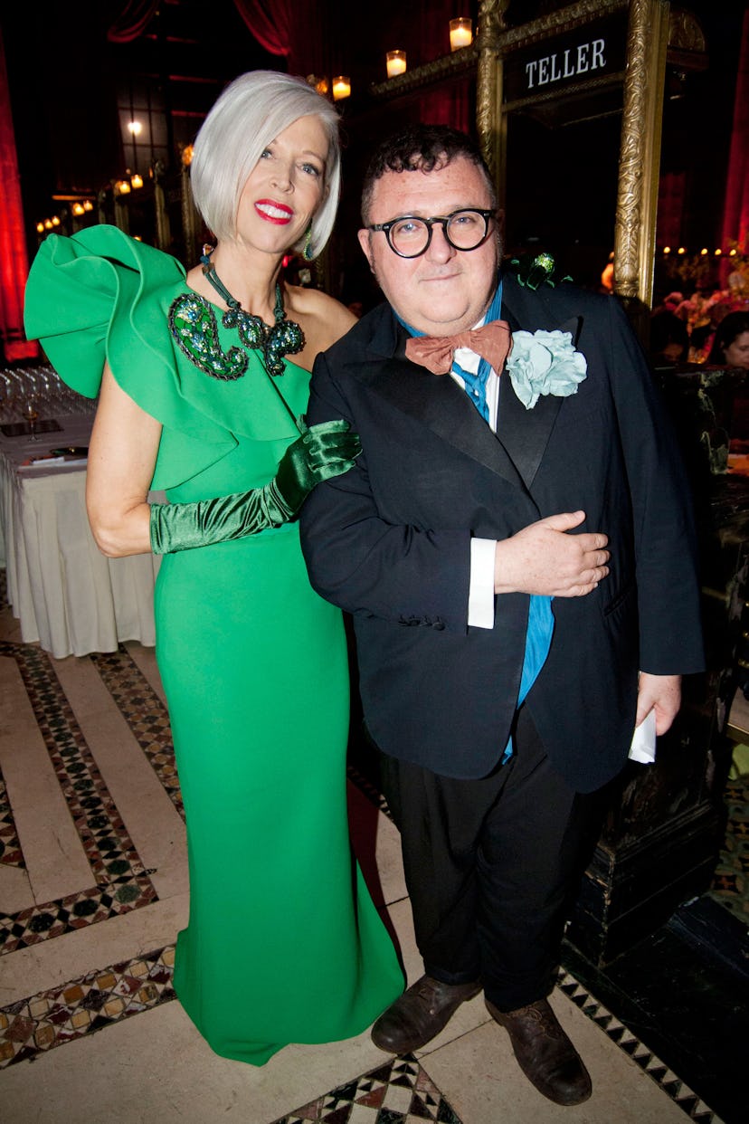 linda-fargo-alber-elbaz-fit