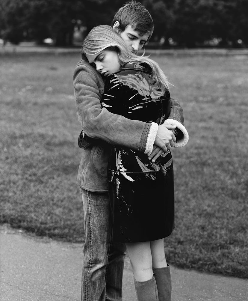 Cara Delevingne hug