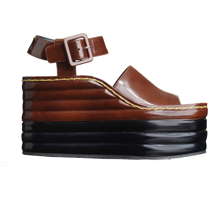 celine-ikram-sandal