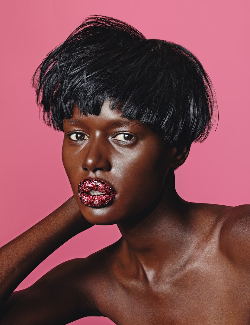 Diane Kendal, Ajak Deng