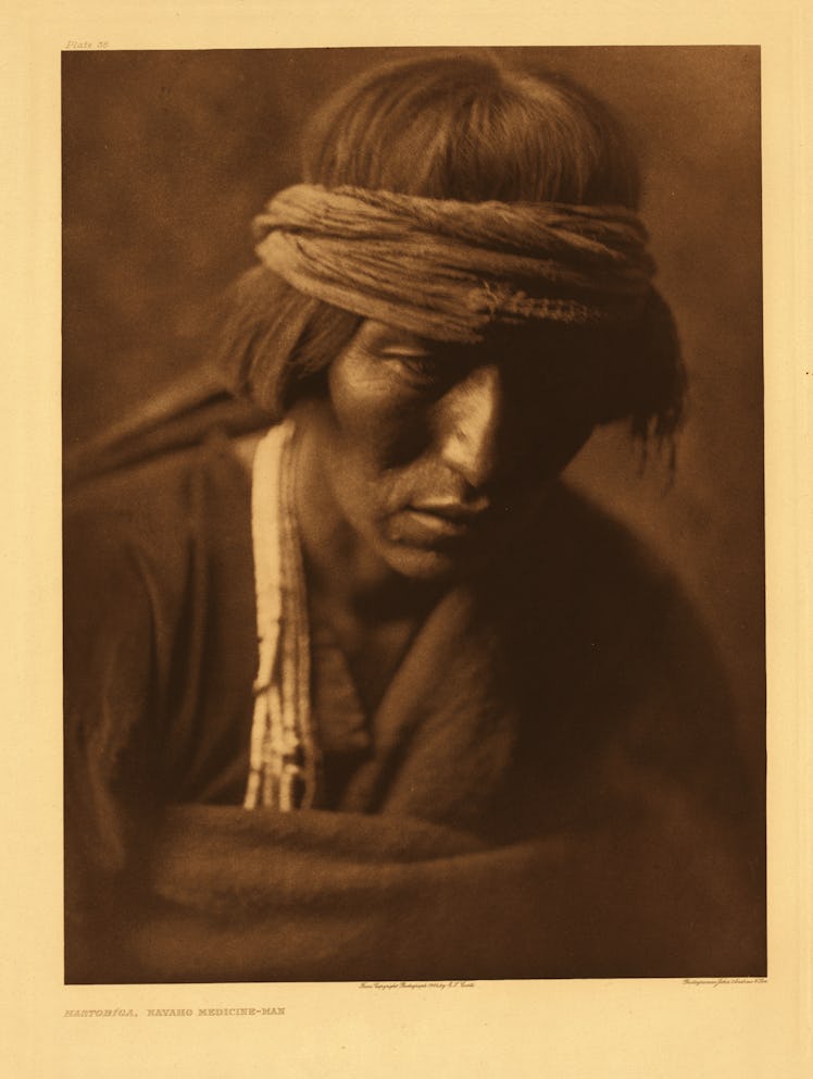 Hastobiga—Navaho Medicine-Man, 1904