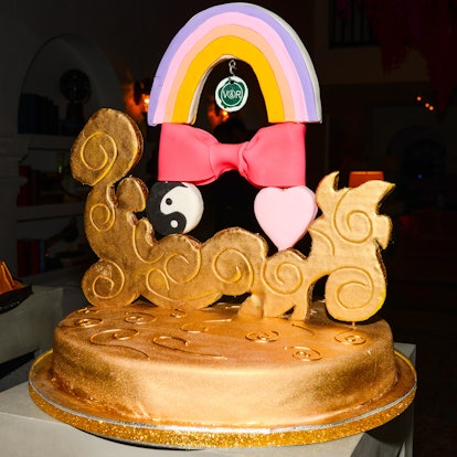 Viktor & Rolf's cake