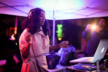 Solange Knowles performs at Jack Shainman's Art Basel party