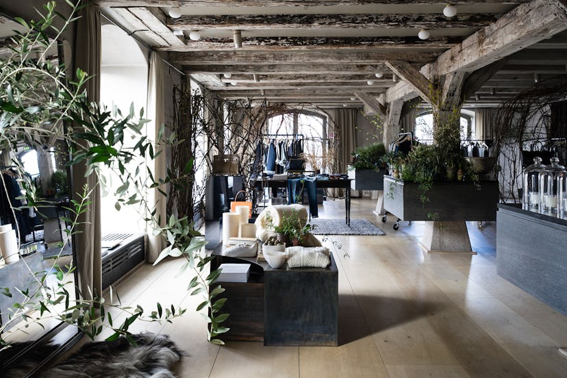 Club Monaco at Noma