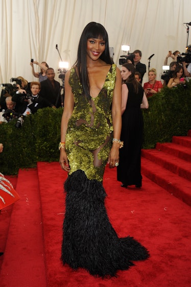 Naomi Campbell in Burberry