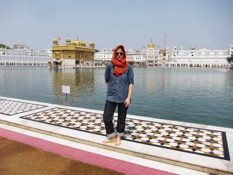 Annette at Golden Temple Anndra Neen Annette and Phoebe Stephens India