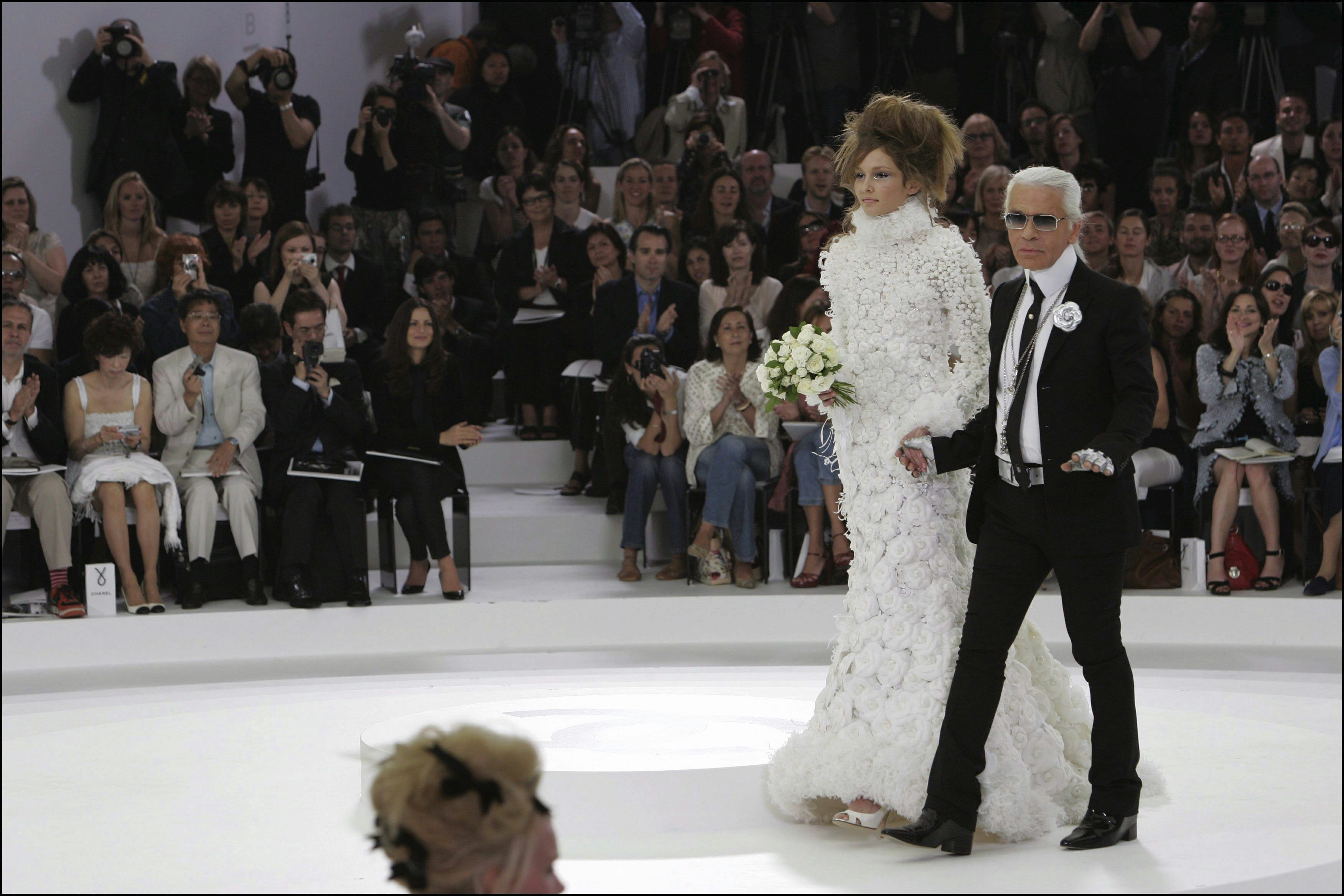 Chanel haute couture outlet wedding dress