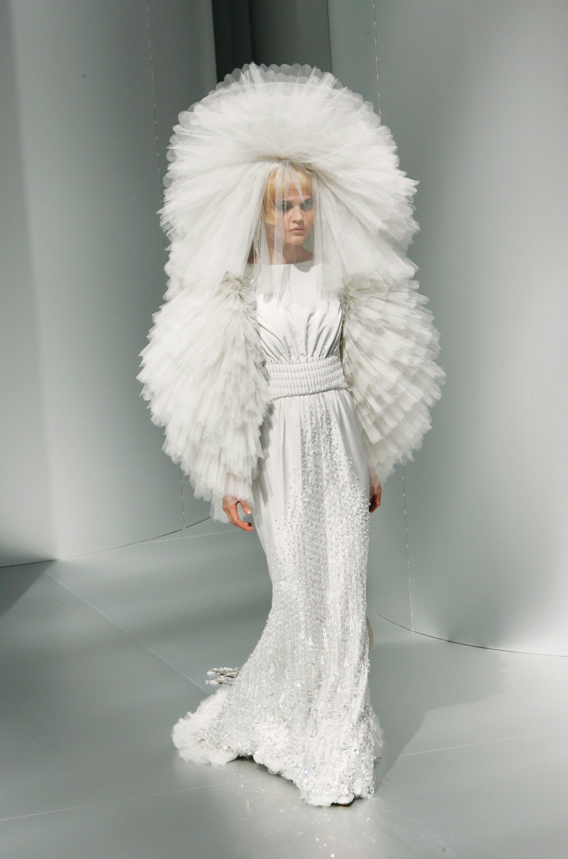 Chanel couture hot sale wedding dress