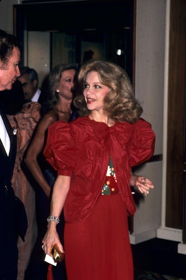 Lynn Wyatt: Lady in Red