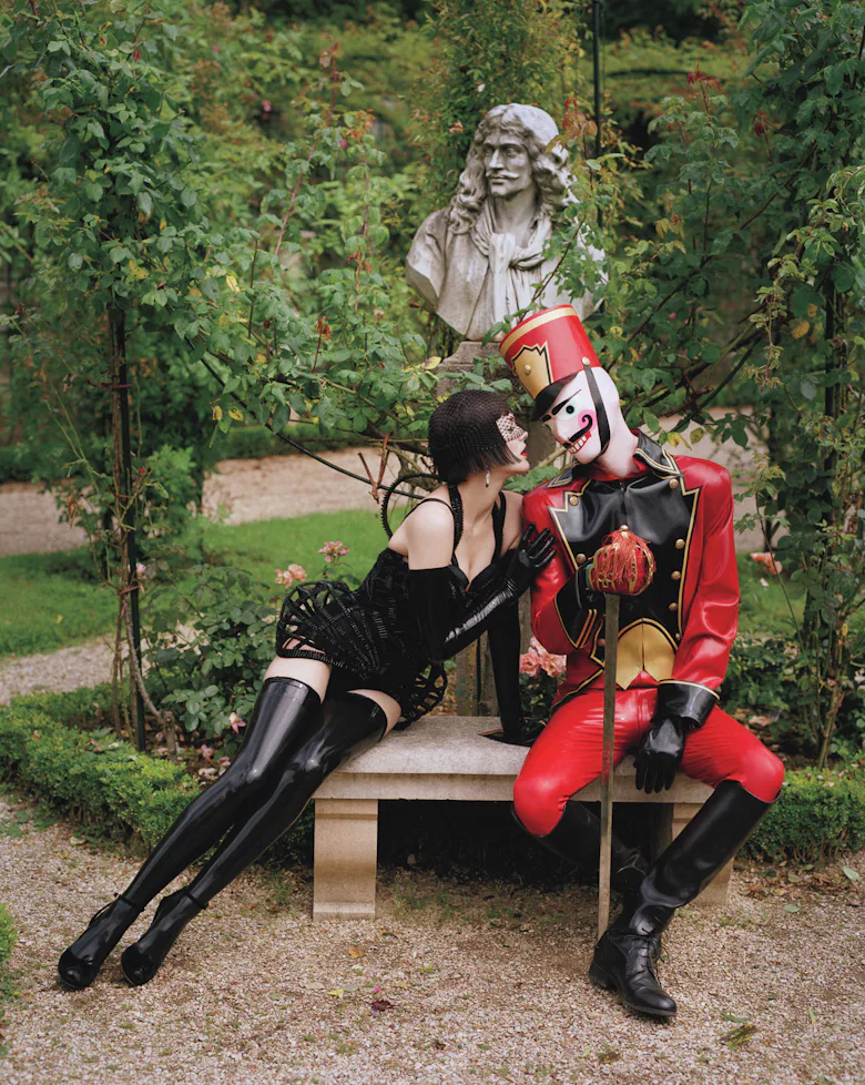 Red Hot Mask In the Mood for… A Chic Mask