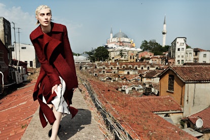 Istanbul, Julia Nobis