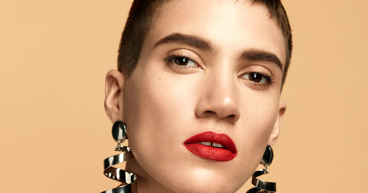 Ear Rings Manipulation Dangling Modifiers